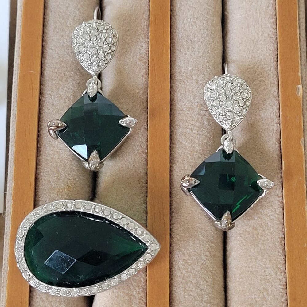 Silver with Emerald Green & Rhinestone Drop Earring & Teardrop Cocktail Ring Set